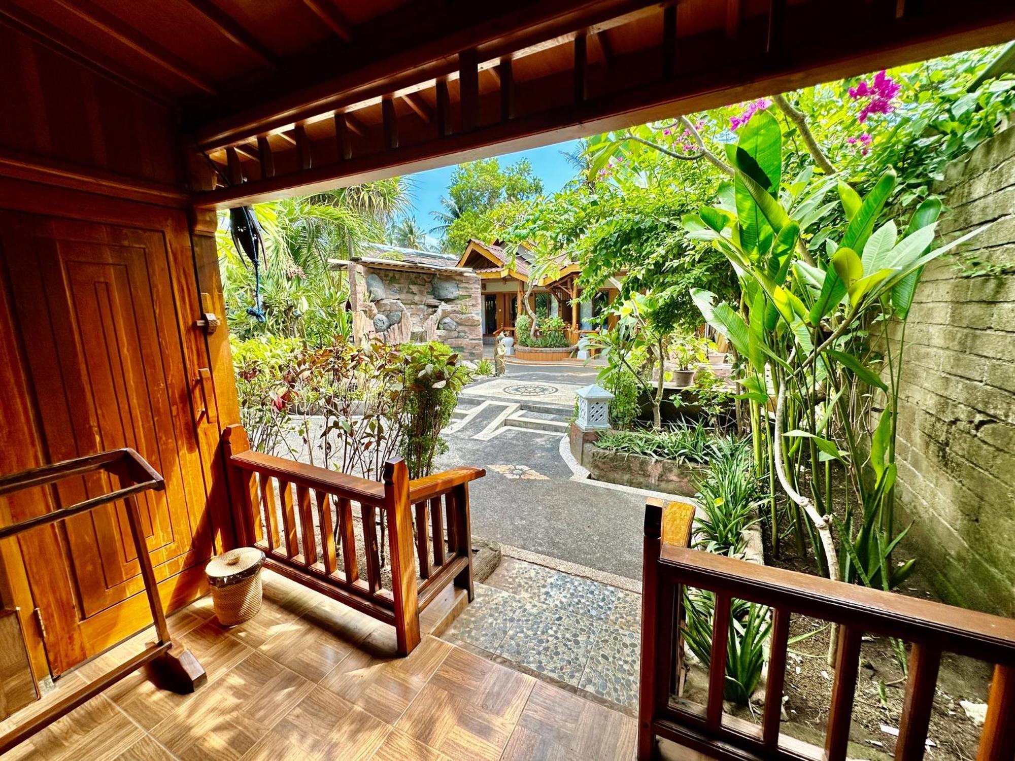 Sunny Rose Bungalows Gili Air - Adults Only ภายนอก รูปภาพ