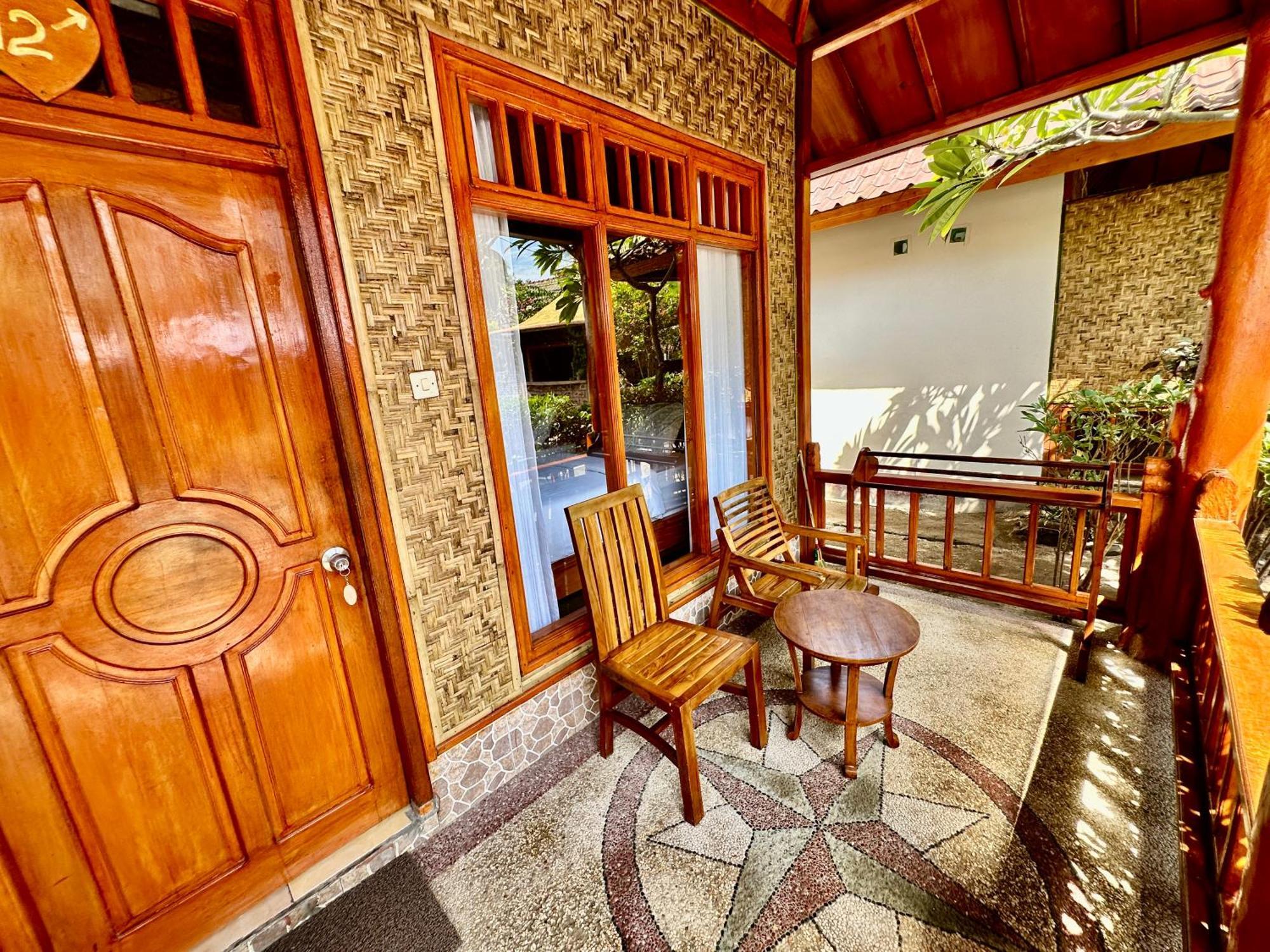 Sunny Rose Bungalows Gili Air - Adults Only ภายนอก รูปภาพ