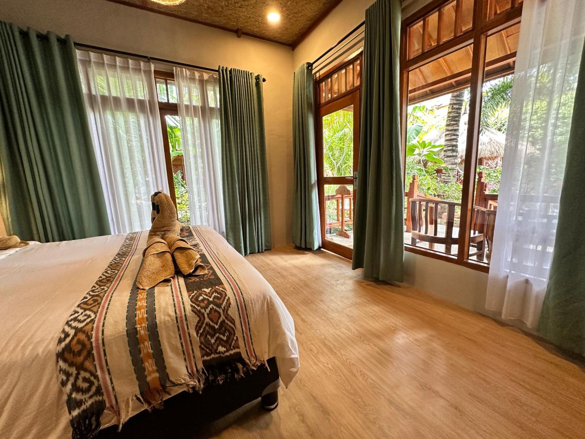 Sunny Rose Bungalows Gili Air - Adults Only ภายนอก รูปภาพ