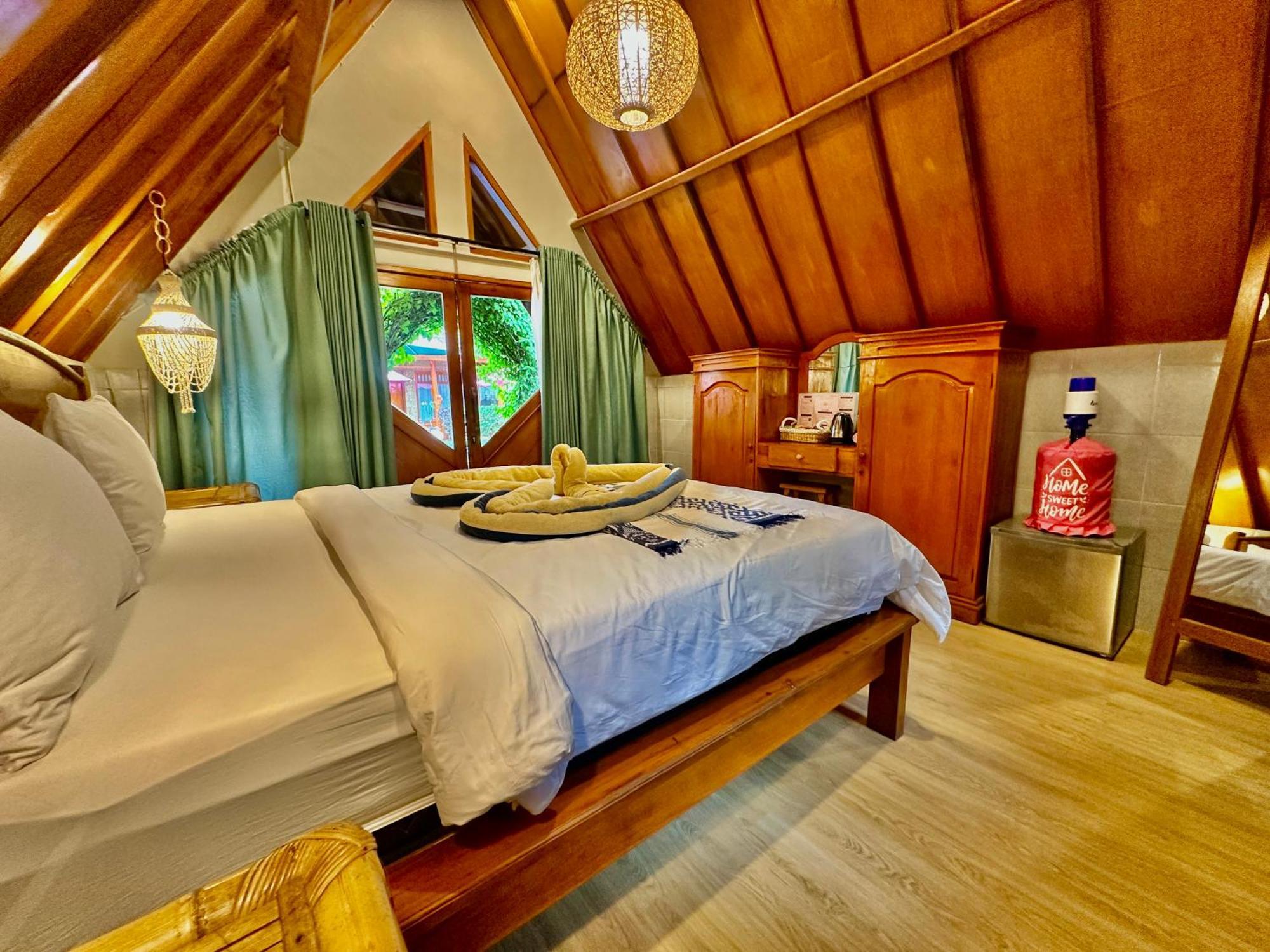 Sunny Rose Bungalows Gili Air - Adults Only ภายนอก รูปภาพ