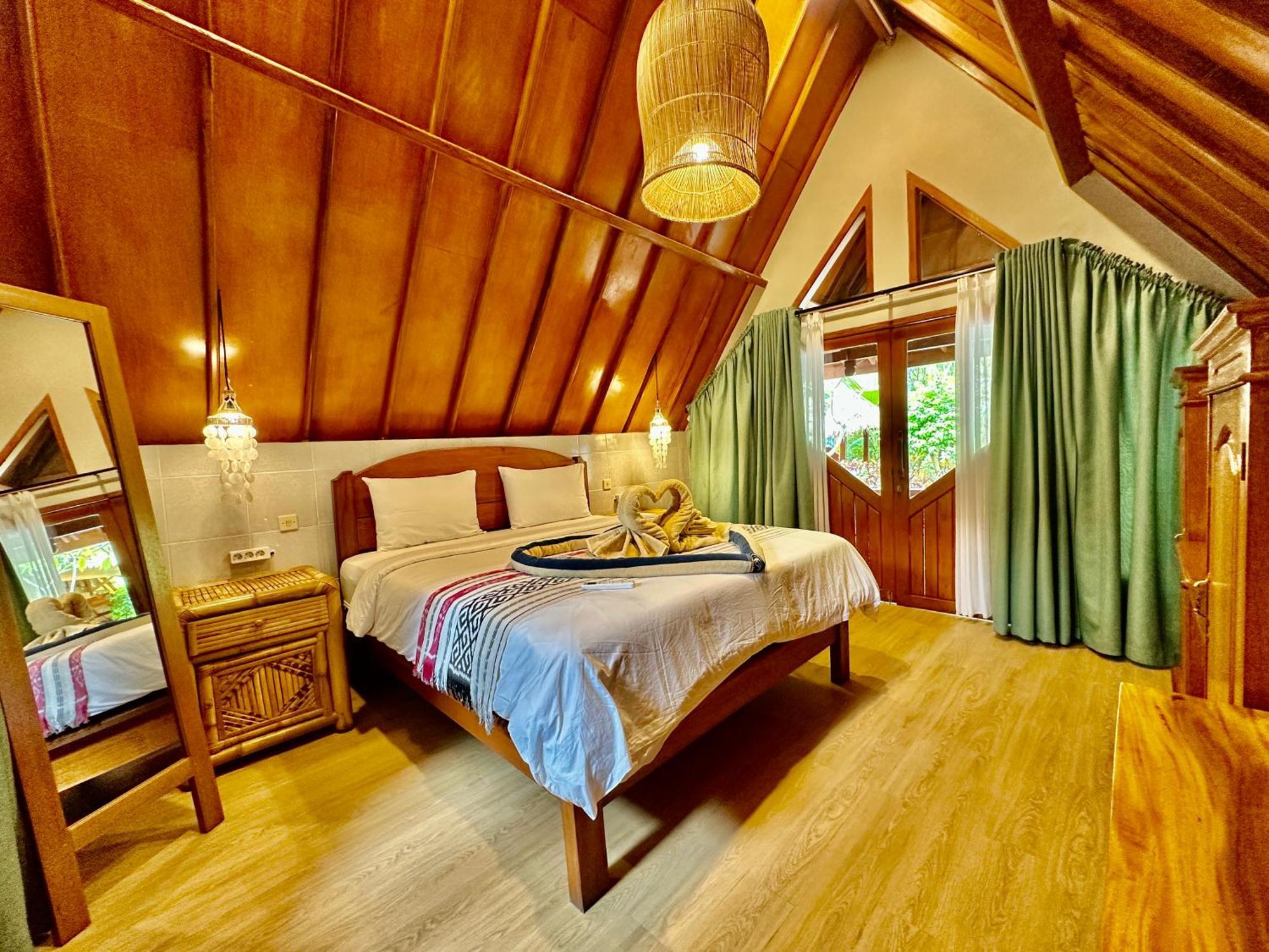 Sunny Rose Bungalows Gili Air - Adults Only ภายนอก รูปภาพ